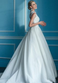 Свадебное платье К56807. С пышной юбкой, длинное со шлейфом.